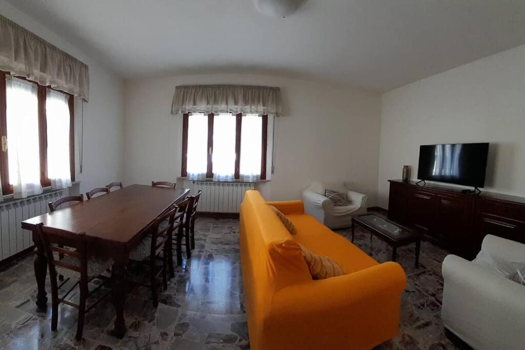 La Casina Di Guido Διαμέρισμα Chianni Εξωτερικό φωτογραφία